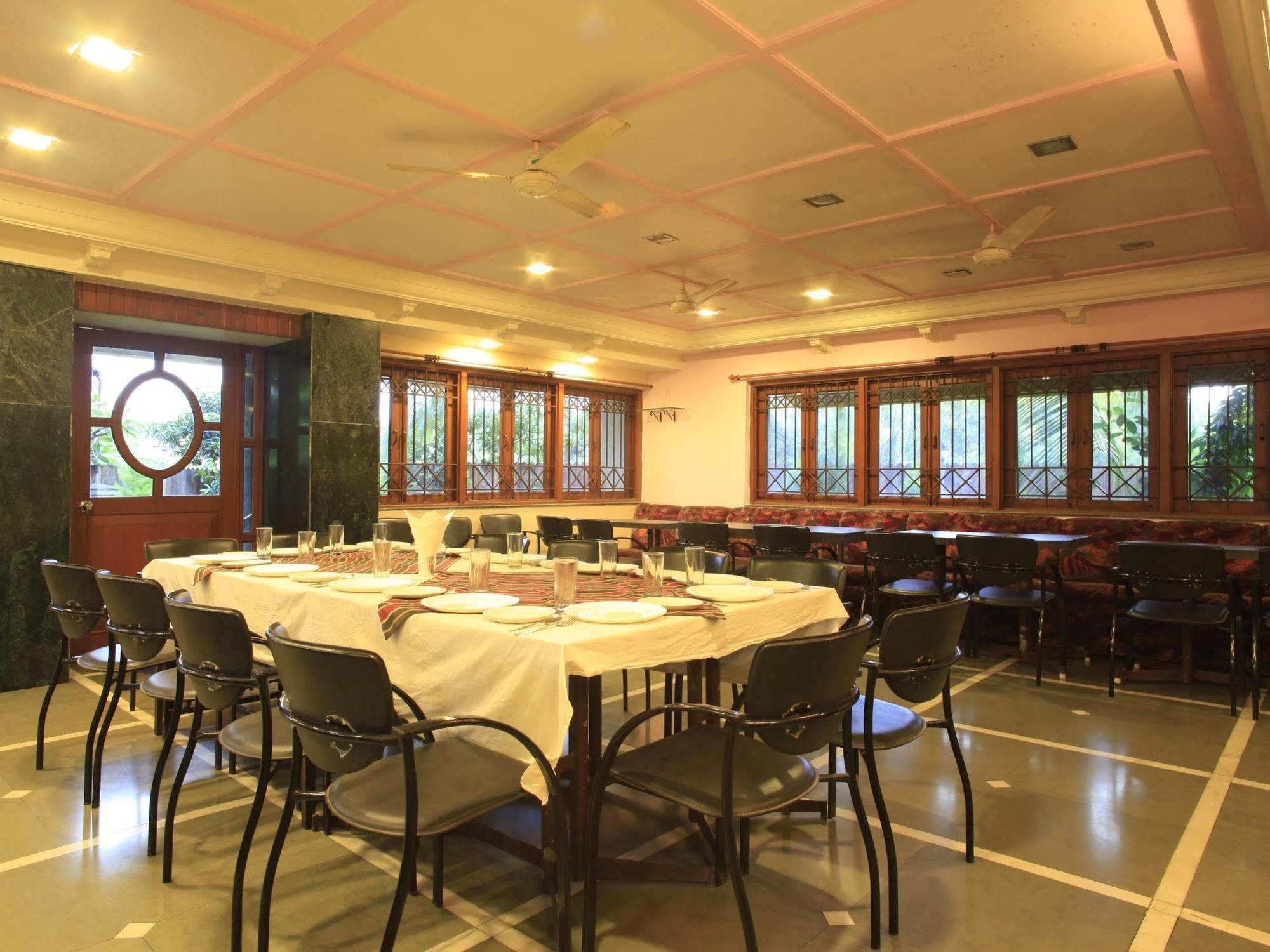 Hotel Sahyadri Alibag Exterior photo